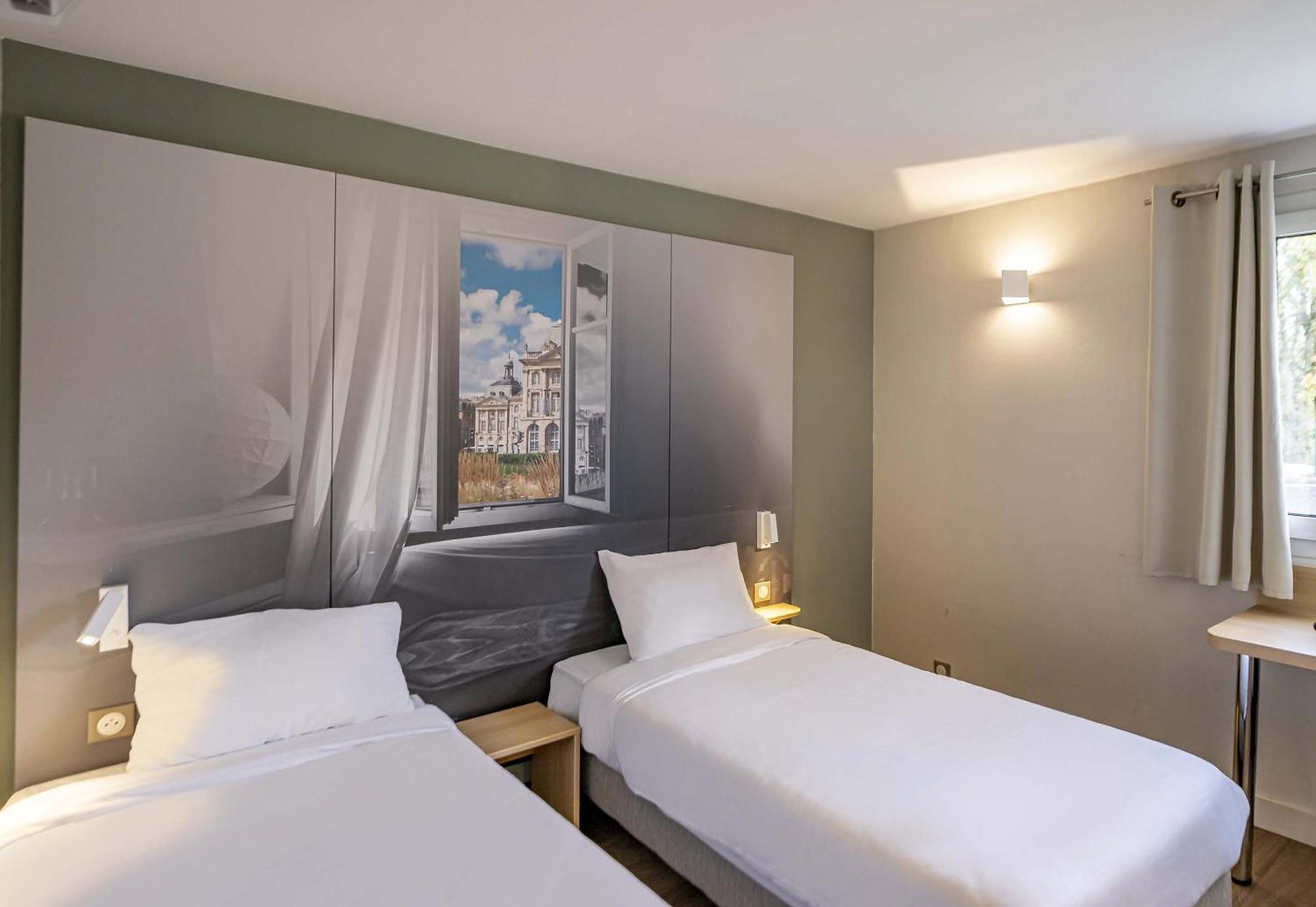 B&B Hotel Bordeaux Le Haillan 3 Etoiles Exterior photo